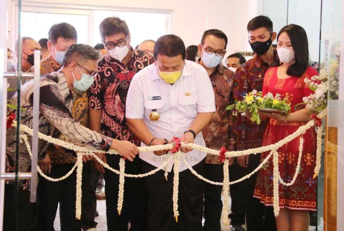Gubernur Arinal Luncurkan Logo Official Corporate Website dan Pembukaan Showroom PT. Wahana Raharja
