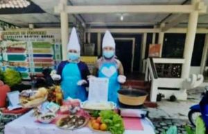 Meriahkan HUT ke 24, Bapenda Tuba Ikuti Lomba Melestarikan Masakan Khas Menggala