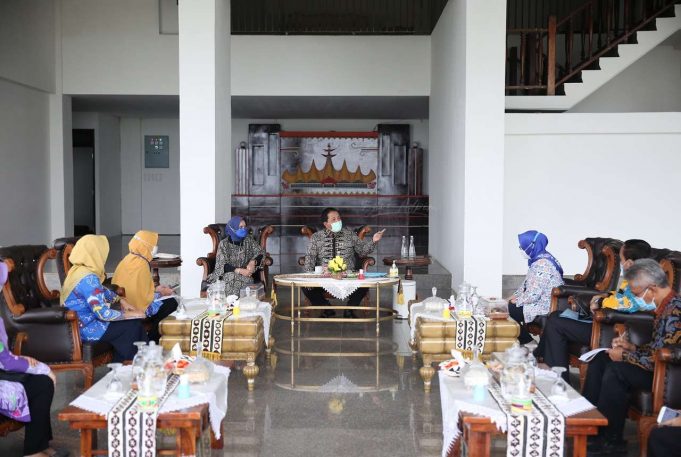 BKKBN Lakukan Pendataan Keluarga Tahun 2021, Dimulai dari Keluarga Gubernur Arinal Djunaidi