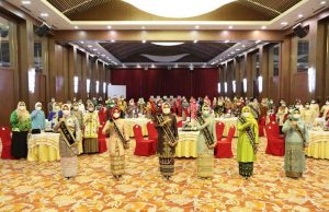Pengukuhan 5 Bunda PAUD Kabupaten/Kota 2021-2024, Bunda Riana Arinal Ajak Wujudkan Pendidikan Anak Berkualitas dengan Layanan Menyeluruh dan Terpadu