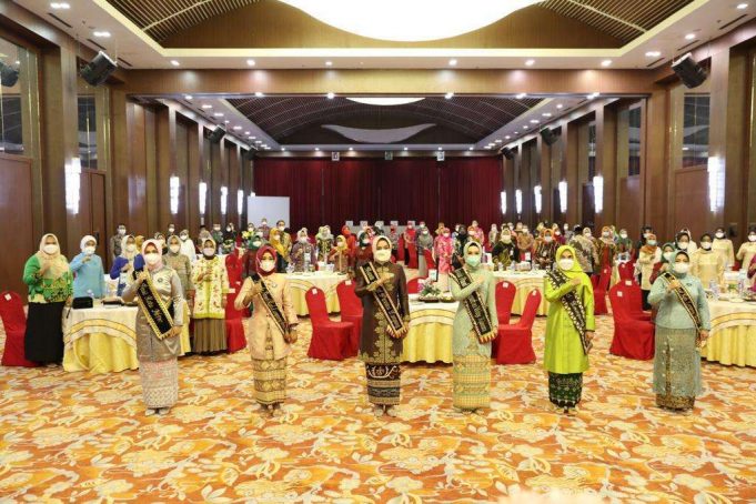 Pengukuhan 5 Bunda PAUD Kabupaten/Kota 2021-2024, Bunda Riana Arinal Ajak Wujudkan Pendidikan Anak Berkualitas dengan Layanan Menyeluruh dan Terpadu