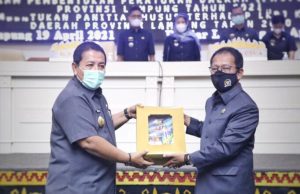 Gubernur Arinal Djunaidi Serahkan Dokumen LKPJ Kepala Daerah Tahun 2020 kepada Ketua DPRD Provinsi Lampung Mingrum Gumay
