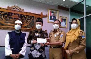 Pemkot Metro Berikan Santunan ke Pemenang Juara 1 Lomba Hafidz Al-Quran