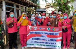 Bersama Tim Dinkes Provinsi Lampung, Hi. Fatoni Lakukan Monitoring Verifikasi ODF di 7 Kecamatan