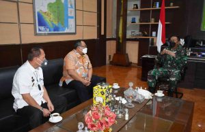 Danrem 043/Gatam Sambut Silaturahmi Kepala OJK, Asisten I Bidang Pemerintahan dan Kesra Provinsi Lampung