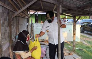 Gubernur Arinal, Salurkan bantuan kepada Pekerja Sektor informal dan Warga terdampak Pandemi Covid-19