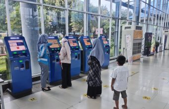 Penumpang Ferry Turun Drastis, ASDP Pastikan Layanan Logistik Tetap Lancar dan Protokol Kesehatan Ditingkatkan