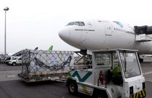 Sebanyak 1,4 Juta Dosis Vaksin Sinopharm Siap Pakai Tiba di Tanah Air