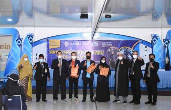 Dikukuhkan sebagai Mahasiswa IIB Darmajaya, Ini Pesan Rektor IIB Darmajaya