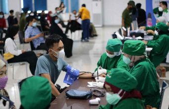 Bantu Percepatan Program Pemerintah, IIB Darmajaya — Apindo Gelar Vaksin Dosis 1 dan 2