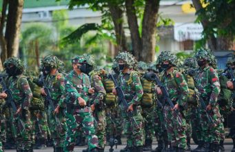 Kasrem 043/Gatam Hadiri Upacara Penerimaan 1.190 Personil Pasukan Latihan Taktis Ancab BTP 13 Galuh Driver 1 Kostrad ” Kartika Yuda 2021″