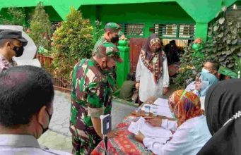 Dandim KBL Tinjau Pelaksanaan Vaksinasi di Sekolah Madrasah Negeri 9 Bandar Lampung