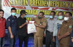 Presiden Joko Widodo Salurkan Bantuan Korban Bencana Alam Pasaman