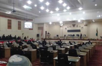 Bupati Winarti Menerima Rekomendasi LKPJ Tahun Anggaran 2021 pada Paripurna DPRD Kabupaten Tulang Bawang