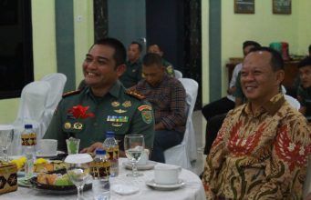 Ketua DPRD Lampung Selatan, Ikut Nobar Kasad Award 2023 Di Makodim 0421/LS