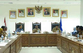 Bupati Pesibar Gelar Audensi Dengan Bawaslu Pesibar