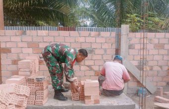 Kodim 0410/Muba Bantu Bangun MCK Ponpes Darul Ulum Kecamatan Sanga Desa
