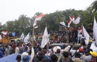DPRD Lamsel Sepakat Selesaikan Pelepasan Tanah Register Way Pisang