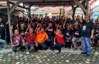 Warga Kecamatan Way Sulan Sepakat Dukung Nanang – Antoni Jadi Pemenang Pilkada 2024