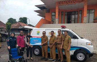Penanganan Pemerlu Kesejahteraan Sosial di Muba Dapat Bantuan 1 Unit Mobil Ambulance