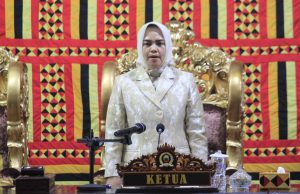 Gelar Paripurna, Anggota DPRD Umumkan Pemberhentian Bupati Dan Wakil Bupati Lamsel