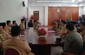 Hari Pertama Masuk, Bupati Kaur Cek Sarana dan Prasarana Pendidikan