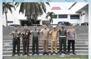 Ketua DPRD Lampung Pimpin Upacara Bulanan Bersama FORKOPIMDA