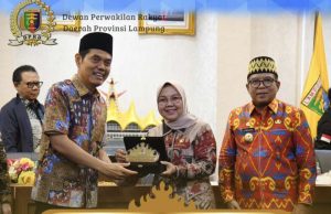 Wakil Ketua dan Sekretaris DPRD Lampung Hadiri Kunjungan Kerja Spesifik Komisi II DPR RI Terkait Evaluasi Pemilu 2024