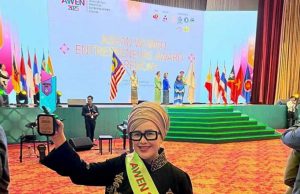 Rita Anomsari Raih Asean Women Enterpreuner Network di Kamboja