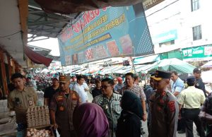 Monitoring, Pemkot Metro Kunjungi Pasar Pantau Stok dan Harga Jelang Nataru