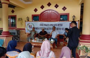 Reses Anggota DPRD, Dapil Metro Barat/Metro Selatan Himbau Kesadaran Bayar Pajak