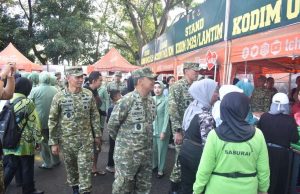 Danrem 043/Gatam Hadiri Pembukaan Bazar Ramadhan Kodam XXI/Radin Inten di Lapangan Saburai