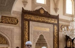 Menyambut Hari Raya Idul Fitri 1447, Mardianto dan Istrinya Mengucapkan Minal Aidzin Walfaidzin