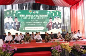 Perkuat Sinergi, Danrem 043Gatam Dampingi Pangdam XXI/RI Silaturahmi dan Halal Bihalal Bersama Ulama dan Masyarakat Lampung Tengah