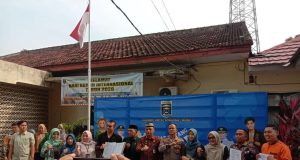 Bazar Djajan Jumat di Kota Metro