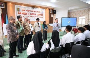 Tinjau Pelatihan Vokasi di SMKN 4 Bandar Lampung, Wapres Dukung Penguatan SDM Berdaya Saing Global
