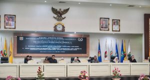 Kasrem 043/Gatam Hadiri Rapurna DPRD Provinsi Lampung