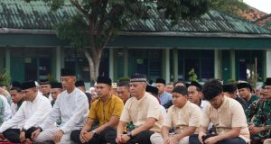 Ciptakan Kebersamaan di Kota Metro, Korem 043/Gatam Gelar Sholat Idul Adha Bersama Masyarakat