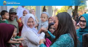 Peluk Harapan Anak-anak Lampung Selatan, Zita Anjani Pastikan Perjuangan Cegah Stunting Dimulai dari Keluarga