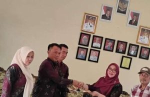 Sertijab Kepala SMPN 28 Kaur, Momen Haru Perpisahan dengan Masyarakat dan Dewan Guru