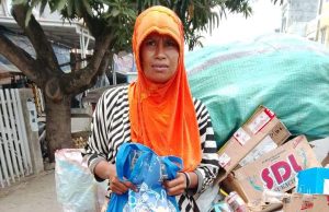 PJS Muba Berbagi Berkah, Puluhan Paket Sembako Dibagikan untuk Warga Kurang Mampu di Sekayu